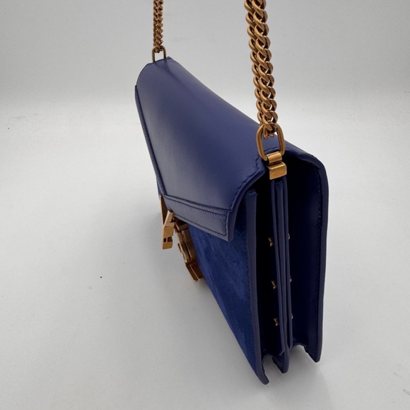 SAINT LAURENT Snooth Calfskin Suede Monogram Cassandra Clasp Bag Bleu Saphr - Picture 5 of 13